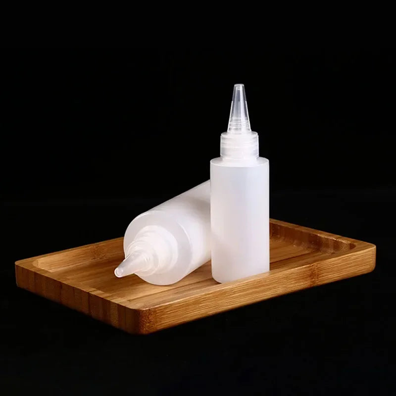 500ML Refillable Squeeze Bottle Leak-proof Honey Seasoning Pigment Bottle Not Easy To Deform Dropper Bottle With Dust Lid Funnel